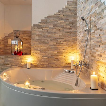 Suite Avec Jacuzzi Proche Paris & Disneyland Понто-Комбо Екстериор снимка